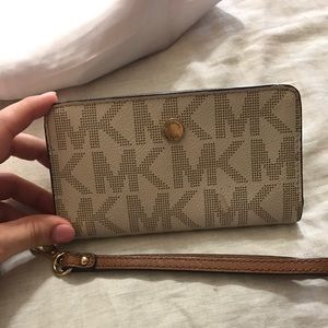 Michael Kors small wallet!